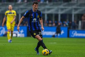 开云中国-米体：国米计划2000万欧出售帕瓦尔，首选引进索勒代替他