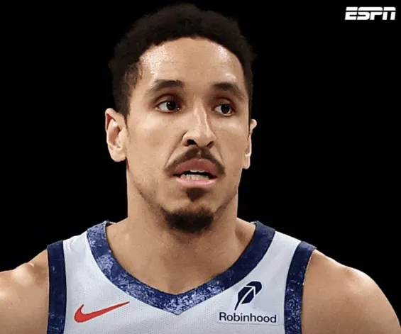 开云App-布罗格登上赛季仅出战24场，场均可以得到12.7分4.1助3.8板