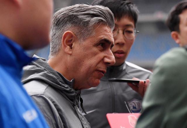 开云新版-沧州7轮4分古特比威信降至冰点：希望球迷更宽容些